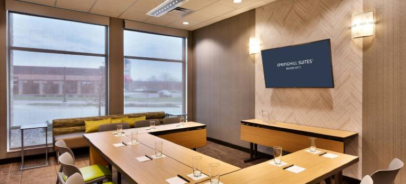 科拉尔维尔SpringHill Suites酒店(SpringHill Suites Coralville)图片