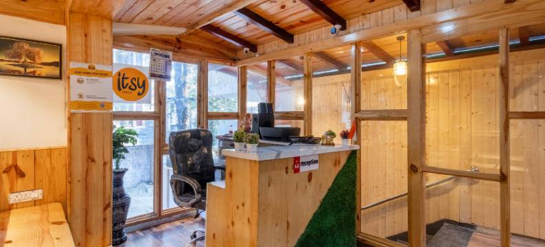 Itsy酒店Shri Gv旅馆,距离Tiffin Top 600米(Itsy Hotels Shri Gv Inn, 600 Mtrs from Tiffin Top)图片