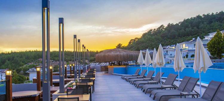 奥卡洞穴顶层房和套房酒店 - 限成人(Orka Cove Hotel Penthouse & Suites Adults Only)图片