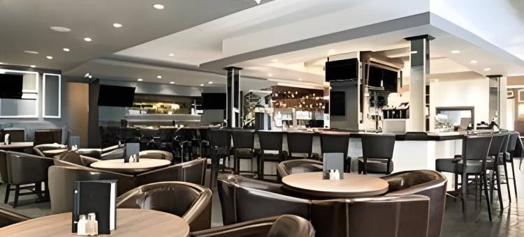 道森克里克速8酒店(Super 8 by Wyndham Dawson Creek)图片