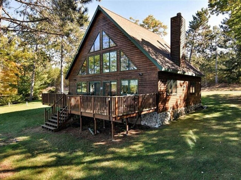 Lakefront cabin on Minong Flowage