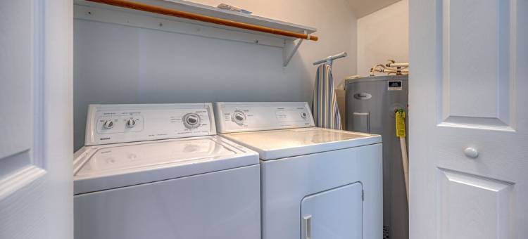 Topsail岛海滨4卧室/4浴室度假屋 - 最佳景观；含床品及毛巾(Oceanfront 4BD/4BA - BEST VIEWS on Topsail Island; Inc. linens & towels)图片