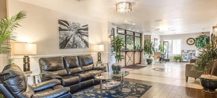 科尔顿河畔罗德威套房酒店(Rodeway Inn & Suites Colton-Riverside)图片