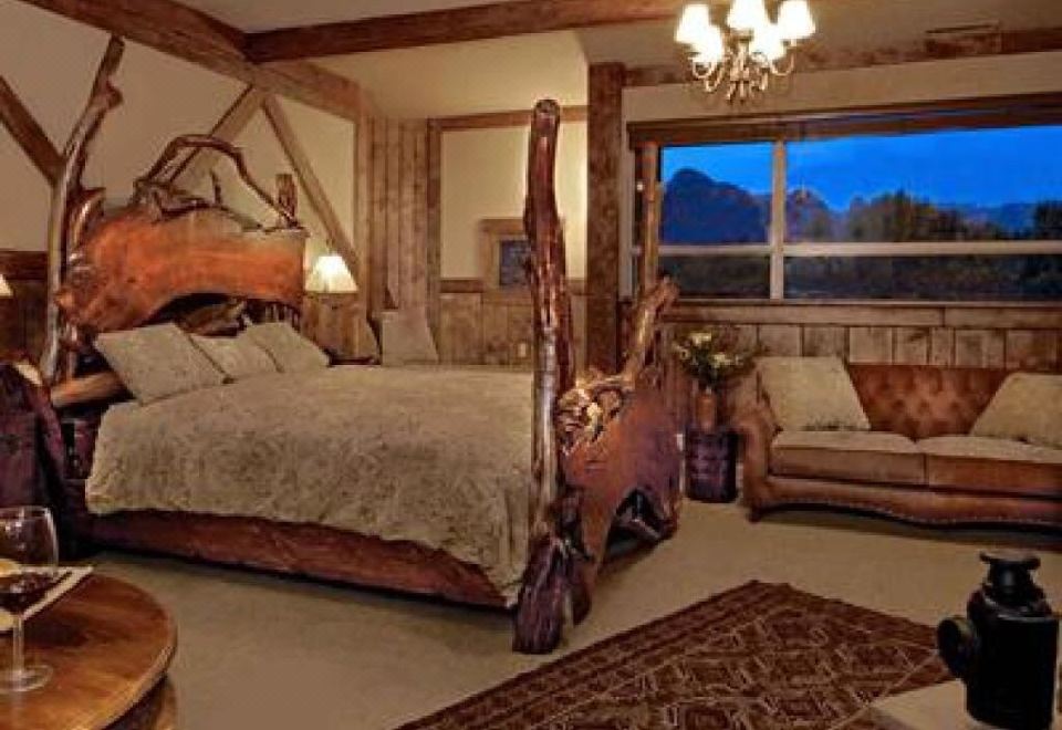 Adobe Grand VillasHotel Overview