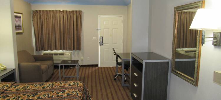 公路 290 西北高速公路卡默洛套房旅店(Camelot Inn & Suites Highway 290 NW Freeway)图片