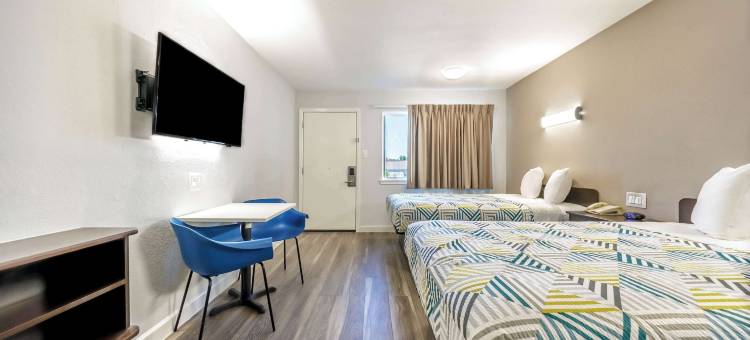 Studio 6 沃斯堡，德克萨斯州 -Stockyards East(Studio 6 Fort Worth, TX -Stockyards East)图片