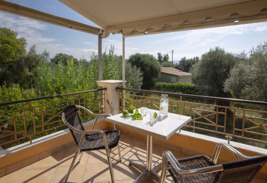 Villa Vita Holidays Hotel Overview