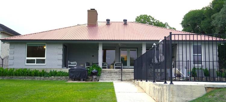 Elm Lodge - Lake House w/ Pool, Dock, 100' Lake Front, Large Yard w/ Great Views图片