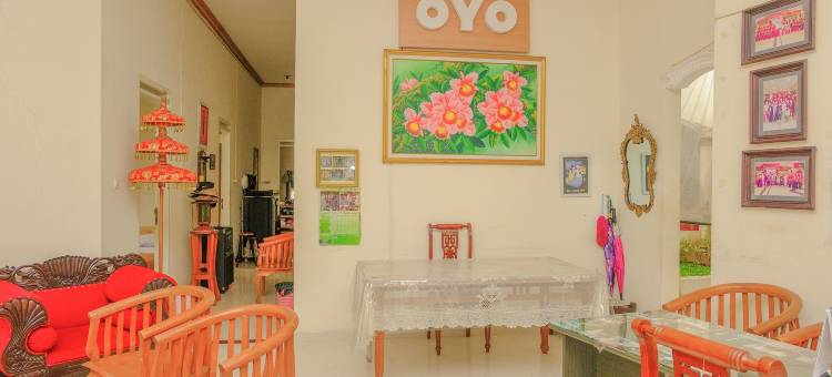OYO Life 414 洛吉雷乔旅馆(OYO Life 414 Loji Rejo Guest House)图片
