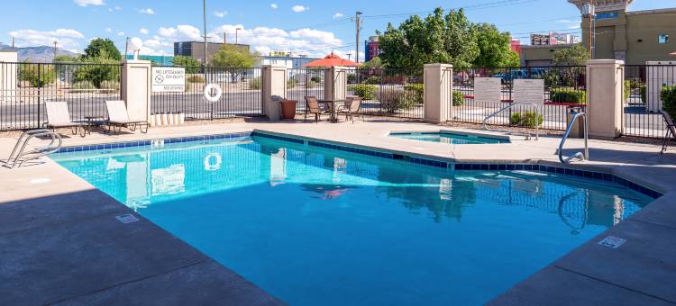 阿尔伯克基汉姆旅馆 - 大学/城(Hampton Inn Albuquerque-University/Midtown)图片