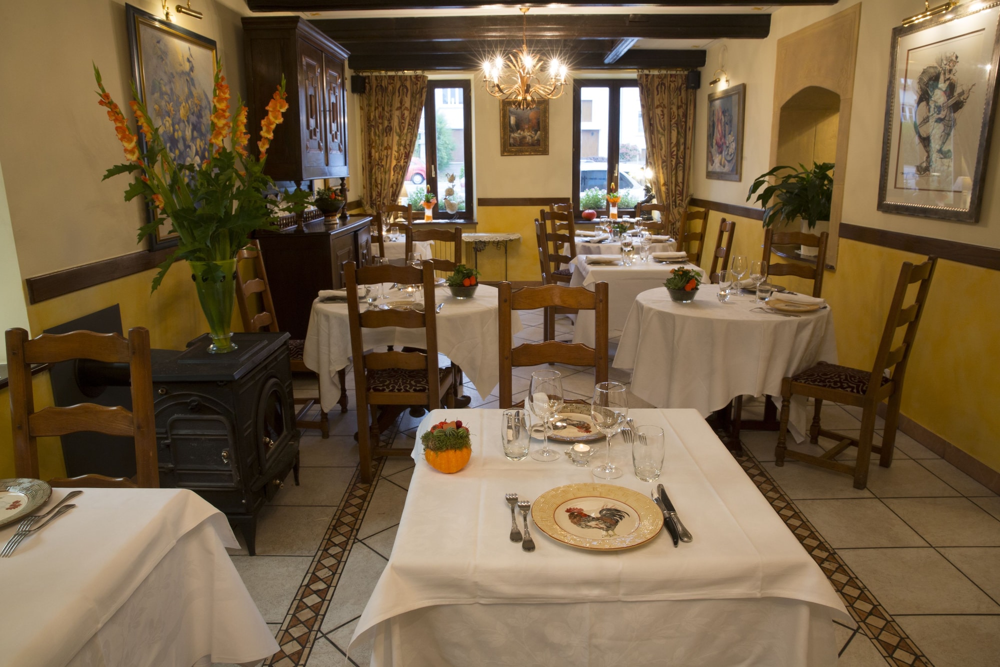 Demeures & Châteaux Domaine de la Grange de Condé Over view