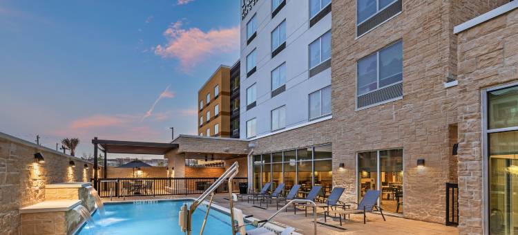东能源走廊万枫套房酒店(Fairfield Inn & Suites Houston Memorial City Area)图片