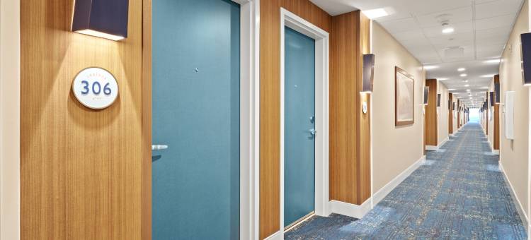 玛格丽塔维尔的指南针在梅德福(Compass by Margaritaville Medford)图片