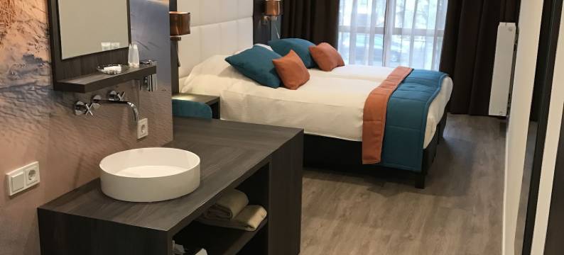 里沃斯餐厅酒店(Rivers Hotel)图片