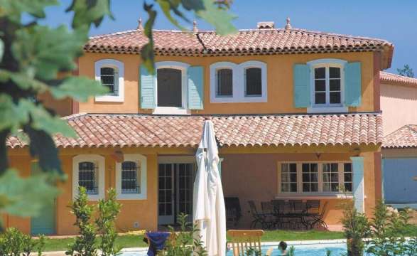 Lagrange Vacances Domaine de Fayence Over view