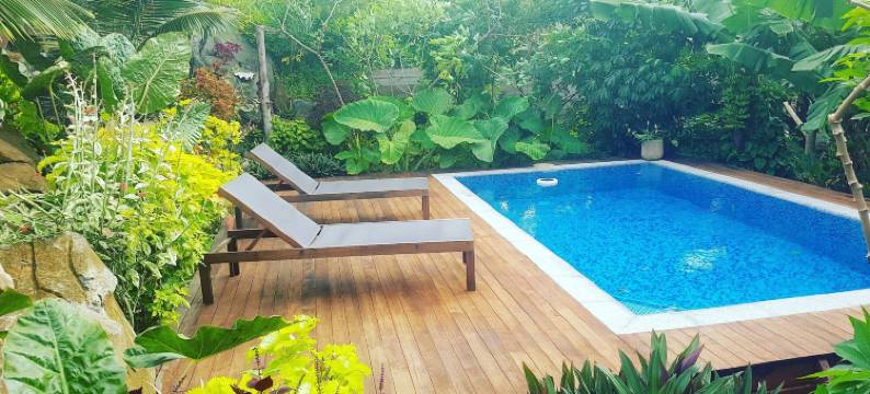 彩虹别墅酒店(Rainbow Villas)图片