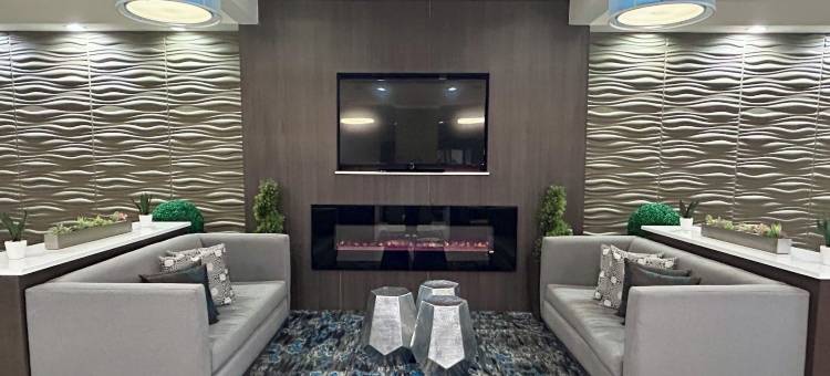 哥伦比亚东南杰克逊堡拉昆塔温德姆酒店(La Quinta Inn by Wyndham Columbia SE / Fort Jackson)图片