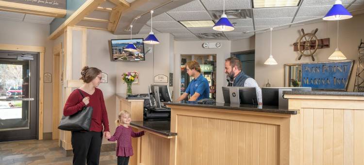 公园岬码头酒店(Park Point Marina Inn)图片