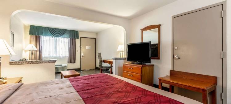 孟菲斯东部的伊克诺套房旅馆(Econo Lodge Inn & Suites Memphis East)图片