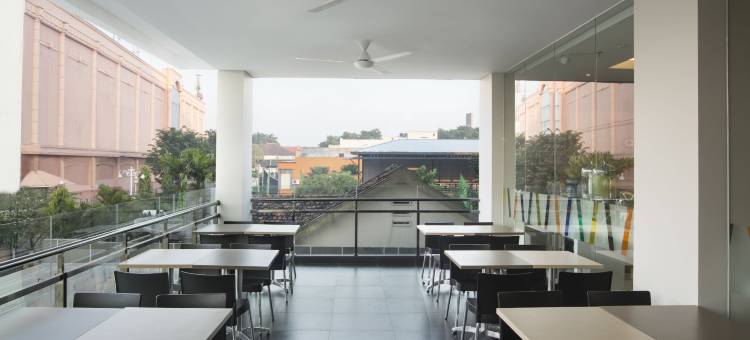 茉莉芬阿马里斯酒店(Amaris Hotel Madiun)图片