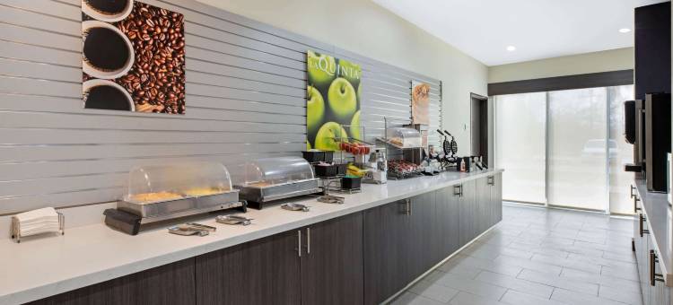 查尔斯湖西湖拉昆塔温德姆套房酒店(La Quinta Inn & Suites by Wyndham Lake Charles - Westlake)图片