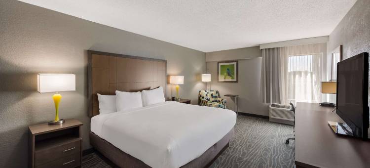 舒适酒店及套房提普城 代顿北 I-75(Comfort Inn & Suites Tipp City Dayton North I-75)图片