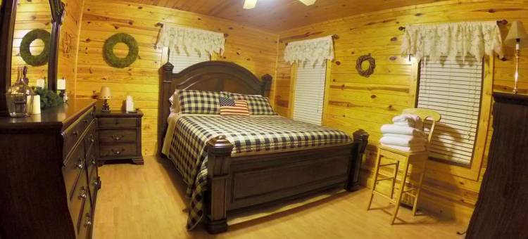 带热水浴缸、桑拿和台球桌的美丽小屋(Kuntree Cabin by Beyond Expectations W Hot Tub)图片