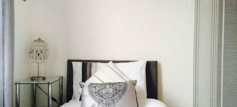 诺威斯之家艾斯杰斯酒店(EsJays at Knowles House)图片