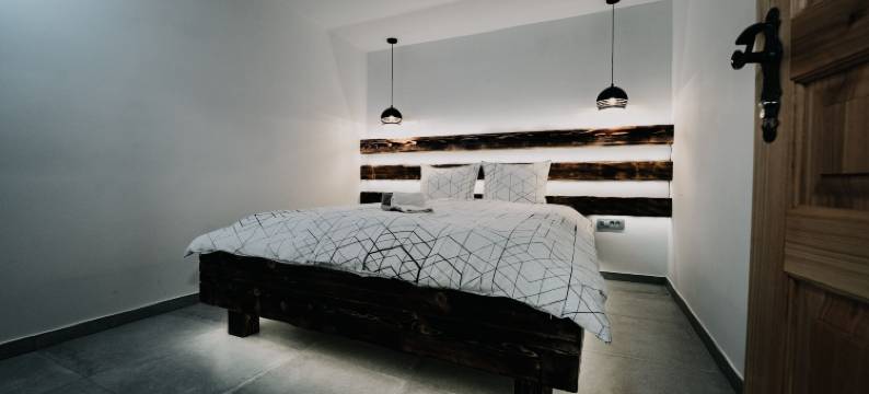 大山上的Žafran小屋(Koča Žafran - Velika Planina)图片