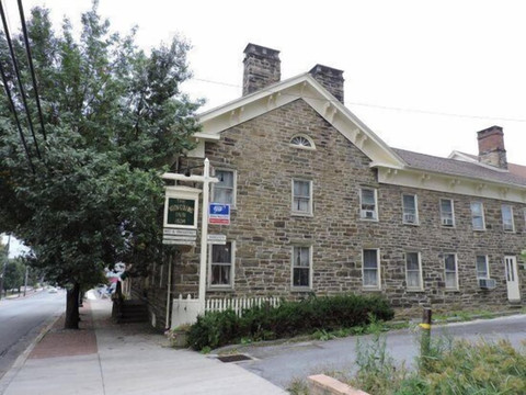 柯林斯午间酒店