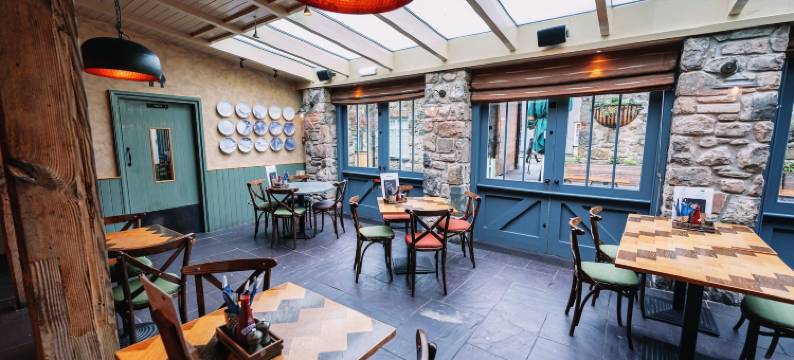 公牛与城镇住宅，波马利斯- The Inn Collection Group(The Bull and Townhouse, Beaumaris- the Inn Collection Group)图片