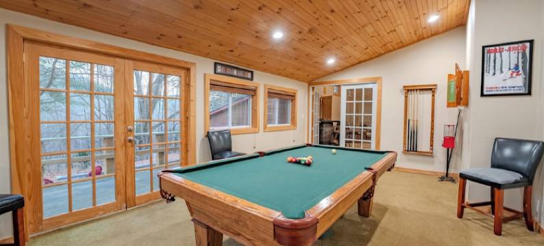 White Mountains-10 Min to Loon-Hottub-Dog Friendly图片