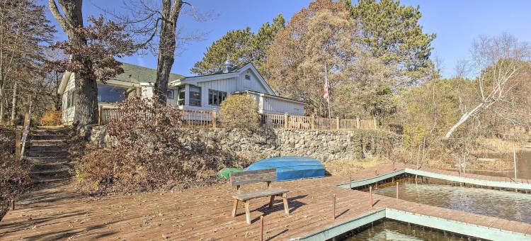 具有复古风格的莱茵兰德湖畔度假屋配备火坑！(Retro Rhinelander Lake Retreat w/ Fire Pit!)图片