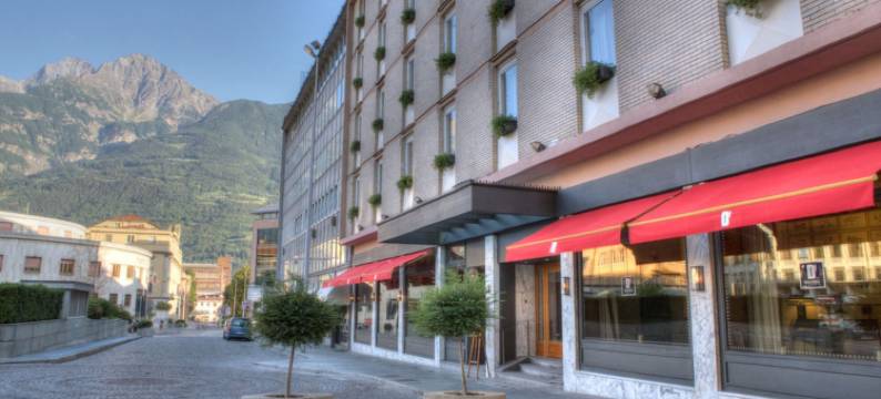 杜卡德奥丝塔奥斯塔酒店(Duca d'Aosta Hotel)图片