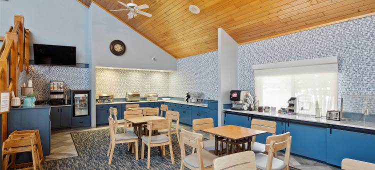 威斯康星戴尔美吟温德姆酒店(AmericInn by Wyndham Wisconsin Dells)图片