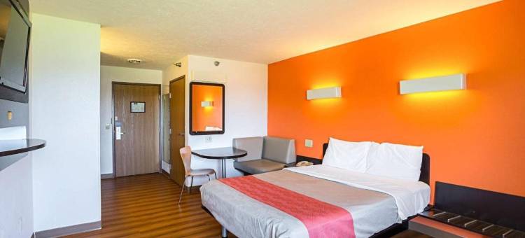 Motel 6 Omaha, NE - IAT West图片