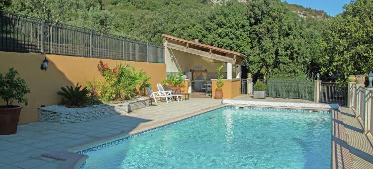 Villa in Lédenon with Private Pool图片