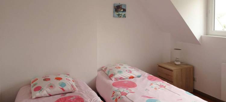 Holiday Home in Bréhal near Sandy Beach图片