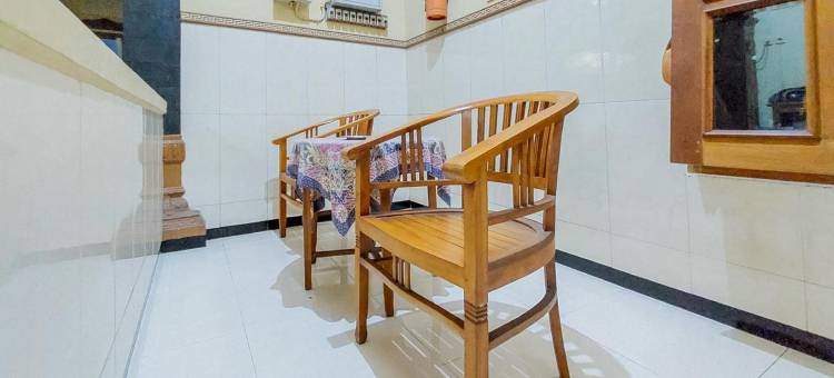 Hotel Shinta 2 Near Alun Alun Kertosono Mitra RedDoorz图片