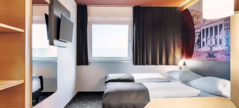 威斯巴登火车总站B&B酒店(B&B HOTEL Wiesbaden-Hbf)图片