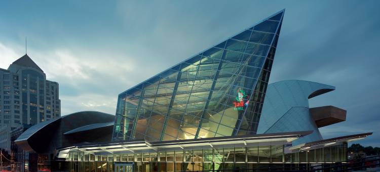 罗阿诺克假日酒店 - 坦格乌德路线419及581(Holiday Inn Roanoke-Tanglewood-RT 419&I581)图片