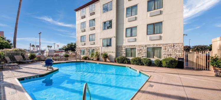 拉雷多红顶酒店(Red Roof Inn Laredo)图片