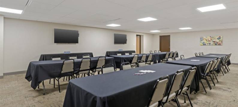 贝斯特韦斯特滑铁卢和锡达福尔斯行政公寓(Executive Residency by Best Western Waterloo  Cedar Falls)图片