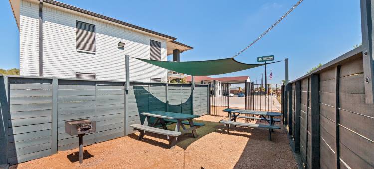 圣安东尼奥东霍姆汤公寓-Frost Bank中心(HomeTowne Studios by Red Roof San Antonio E - Frost Bank Center)图片