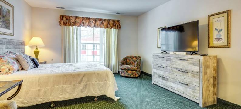 位于萨吉诺湾水滨附近的鸽子工作室!(Pigeon Studio, Close to Saginaw Bay Waterfront!)图片