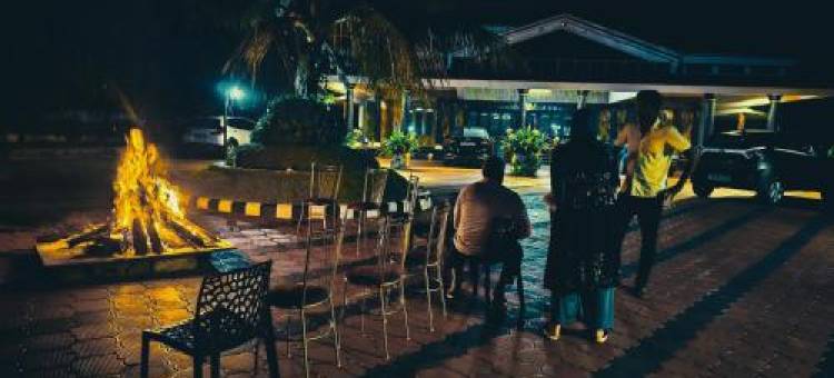 GB 25 Cottage's图片