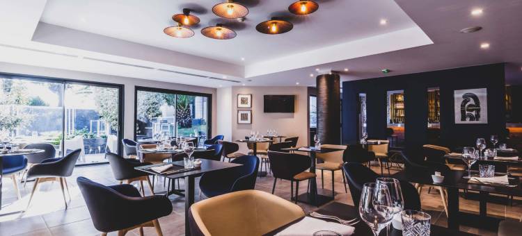 波城体育馆美居酒店(Hôtel Mercure Pau Palais des Sports)图片