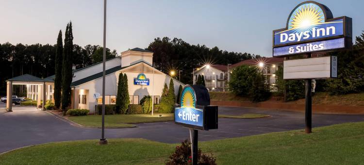 温德姆戴斯酒店及套房桃树角/诺克罗斯(Days Inn & Suites by Wyndham Peachtree Corners/Norcross)图片