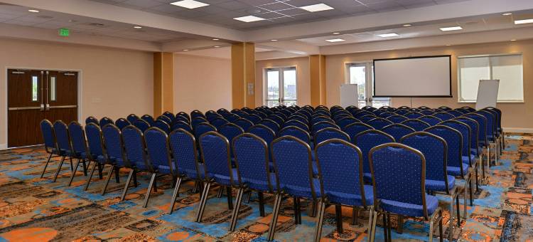 伍德兰德萨克拉门托机场万枫酒店及套房(Fairfield Inn & Suites Sacramento Airport Woodland)图片
