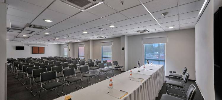 布埃布拉芬萨万豪城市快捷青年酒店(City Express Junior by Marriott Puebla Finsa)图片